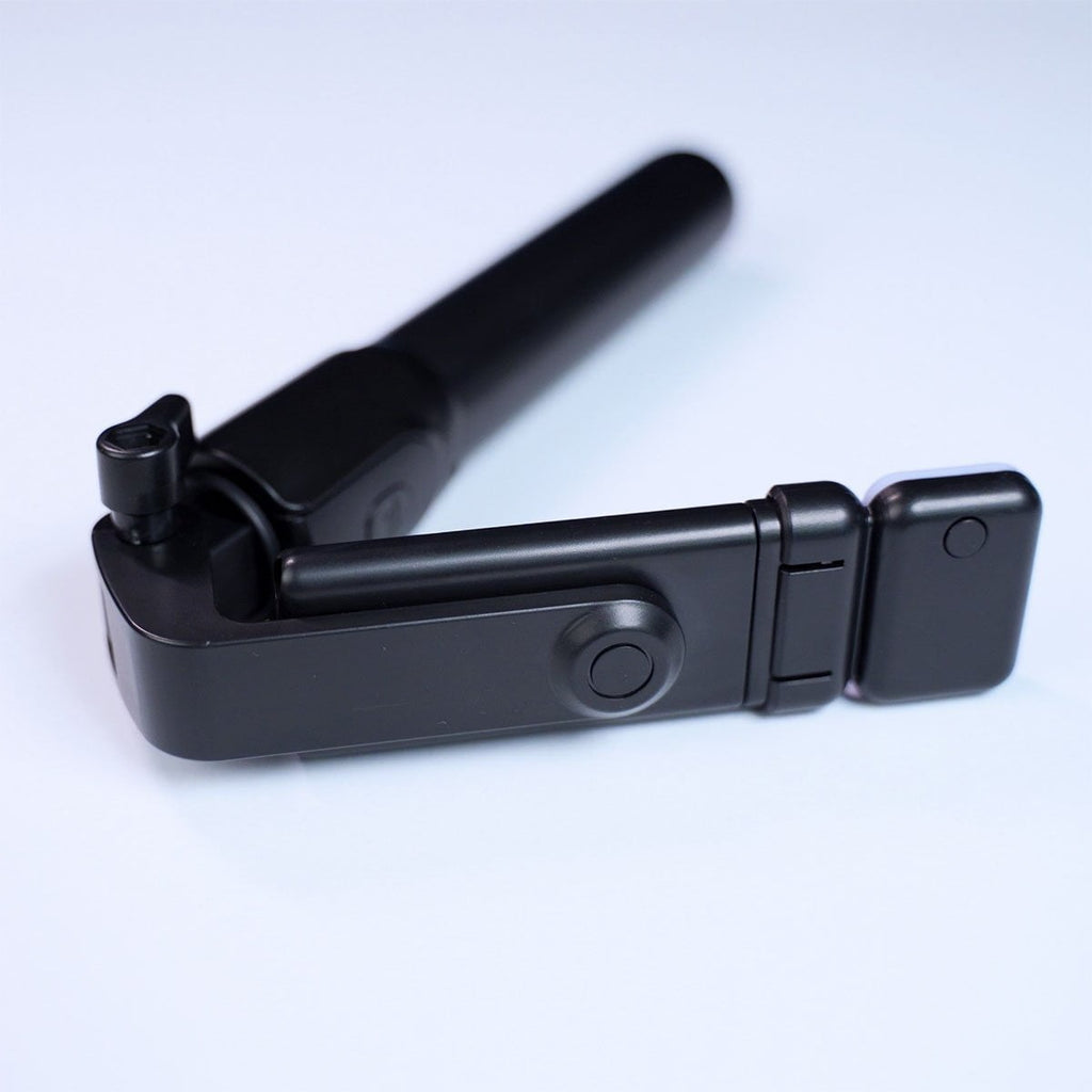 4 In 1 R1SL Selfie Stick Featuring A Bluetooth Remote, Tripod Stand, Light And Retractable Mobile Holder